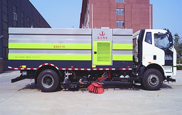 18吨洗扫车