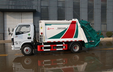 后装压缩垃圾车
